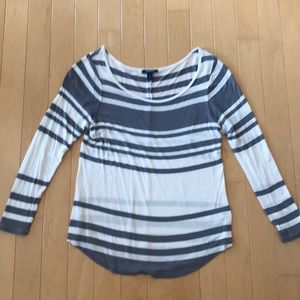 Old Navy Gray and White Striped Shirt Size Large